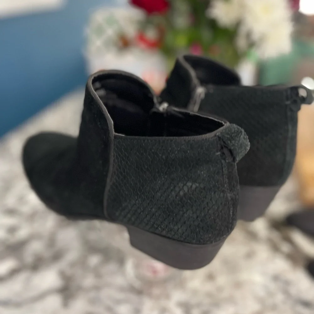 Michael Shannon Booties woman’s size 10